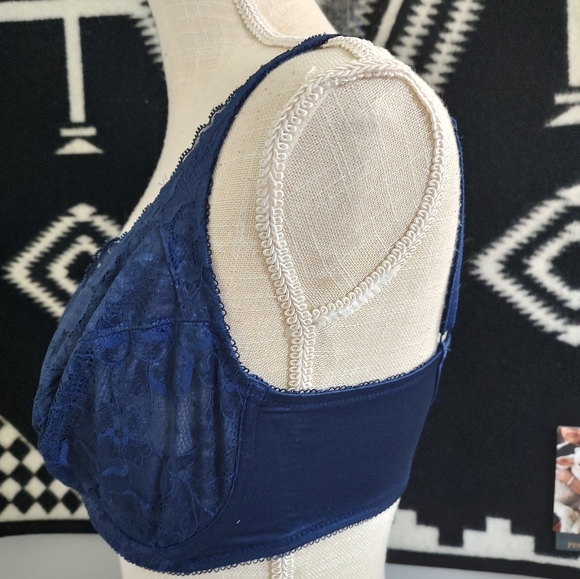 💙 Vintage EUC Wacoal Brand Intimates 85147 Floral Lace Full Coverage Underwire - Picture 6 of 11